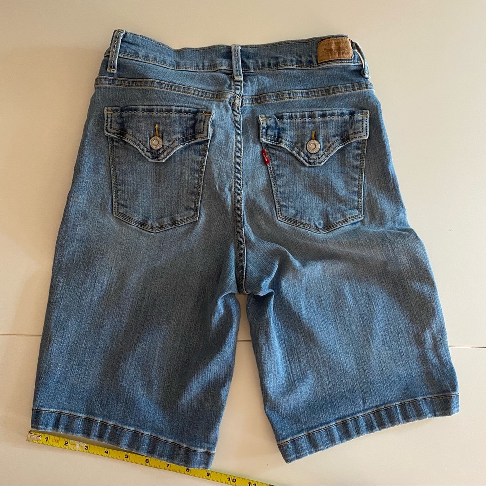 Levis San Francisco Womens 512 Perfectly Slimming